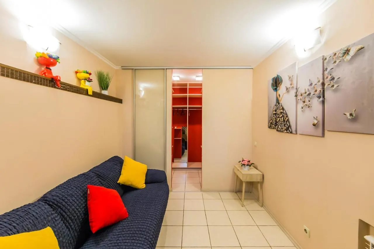 Apartment 2К Квартира Біля Оперного Театру, Метро Золоті Ворота Kyiv